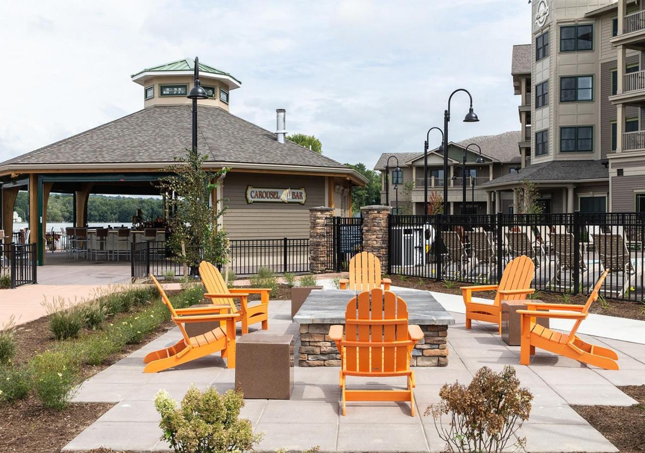 Chautauqua Harbor Hotel - Jamestown Celoron 外观 照片