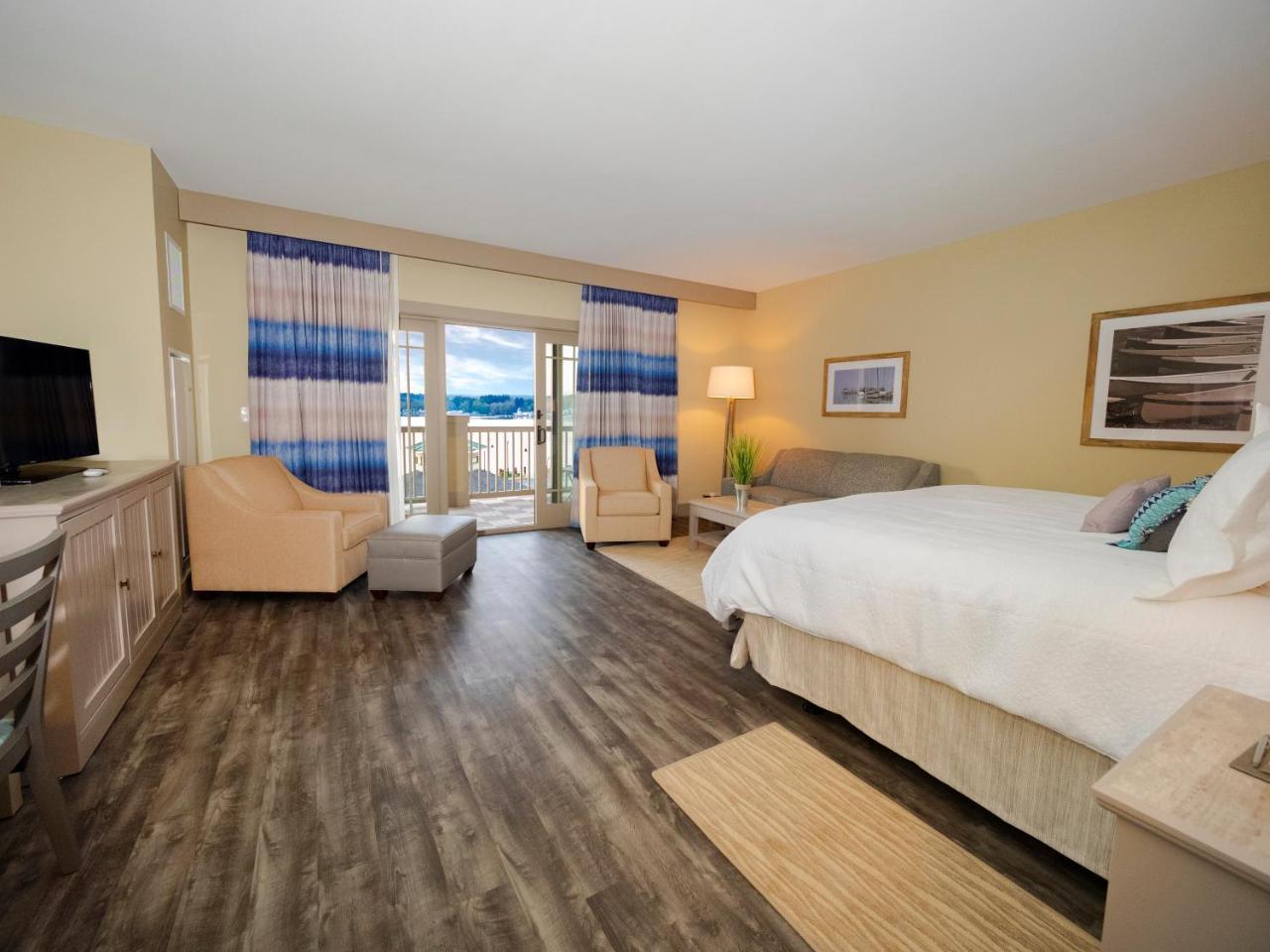 Chautauqua Harbor Hotel - Jamestown Celoron 外观 照片