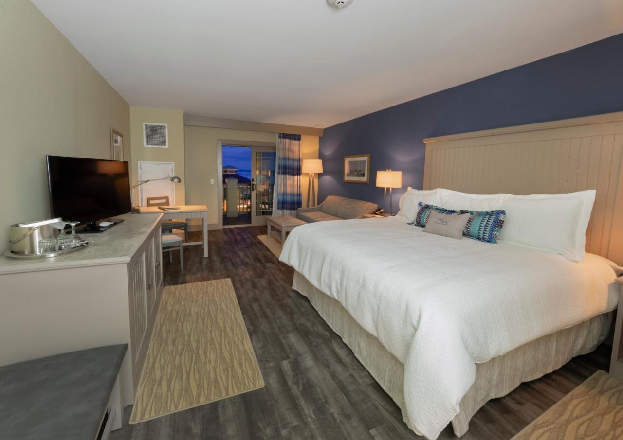 Chautauqua Harbor Hotel - Jamestown Celoron 外观 照片