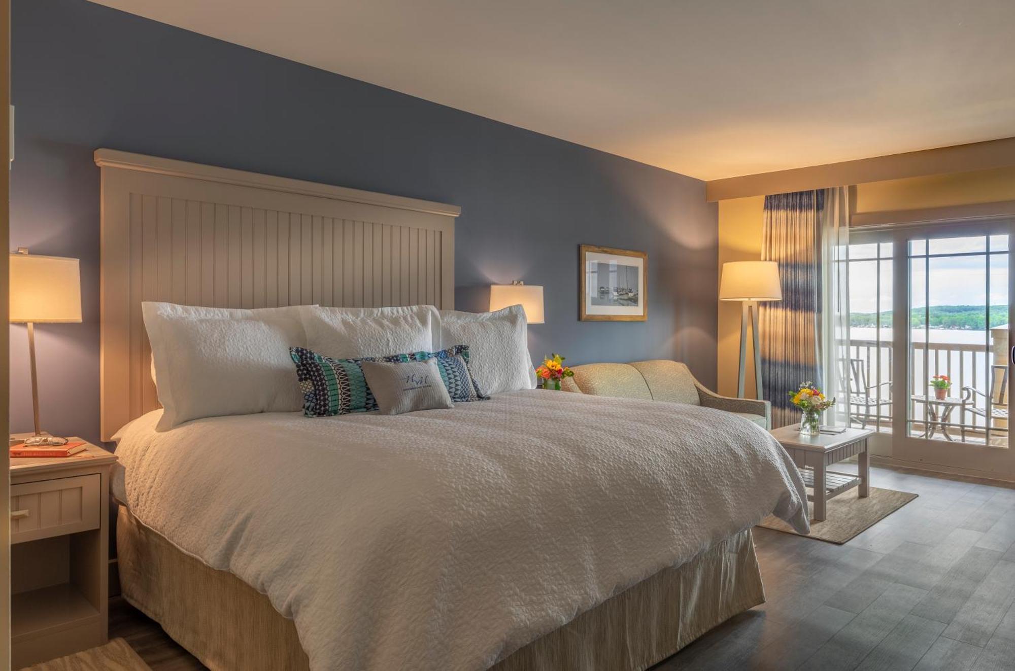 Chautauqua Harbor Hotel - Jamestown Celoron 外观 照片